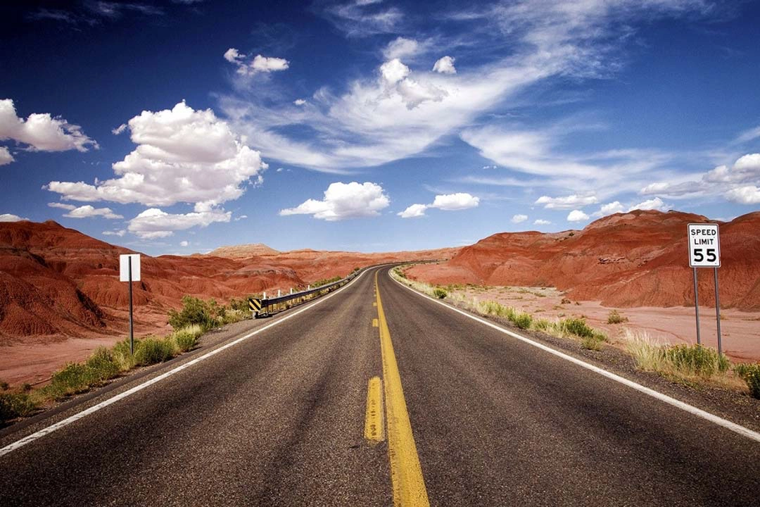 Fotografi in azione tra paesaggi irlandesi, corso di fotografia di viaggio Photolab Academy.