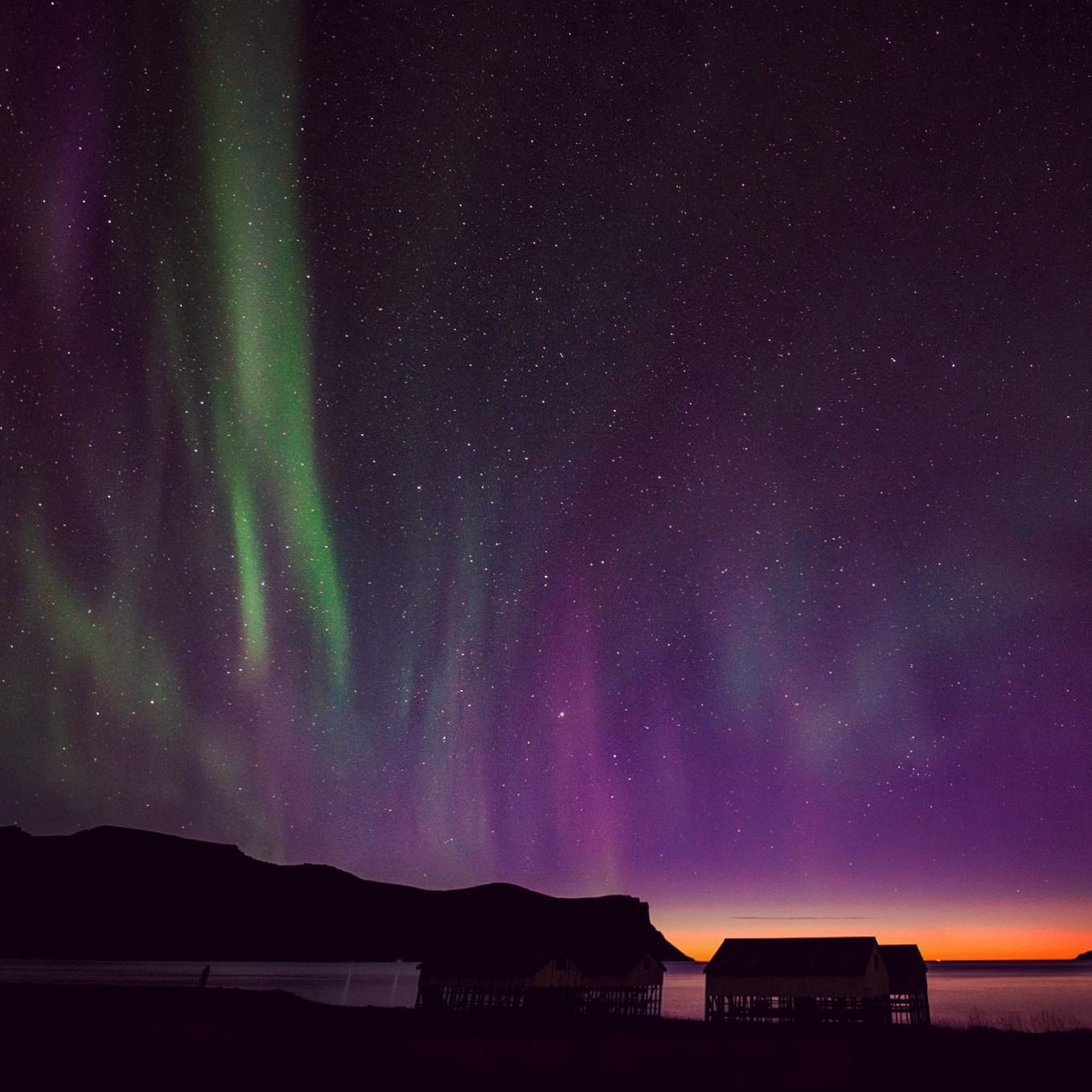 Aurora boreale in Islanda fotografata con cavalletto — Elisabetta Rosso